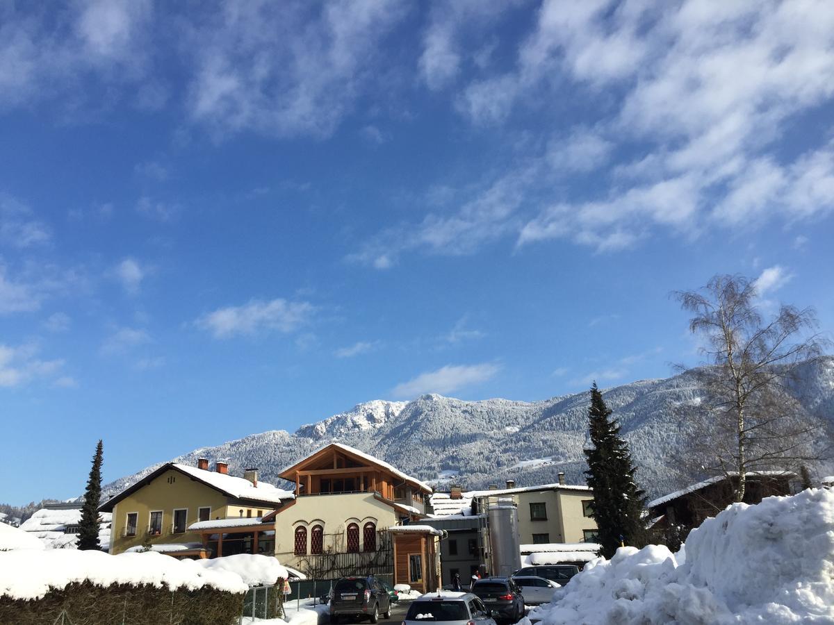 Bierhotel Loncium & Privatbrauerei Kotschach-Mauthen المظهر الخارجي الصورة